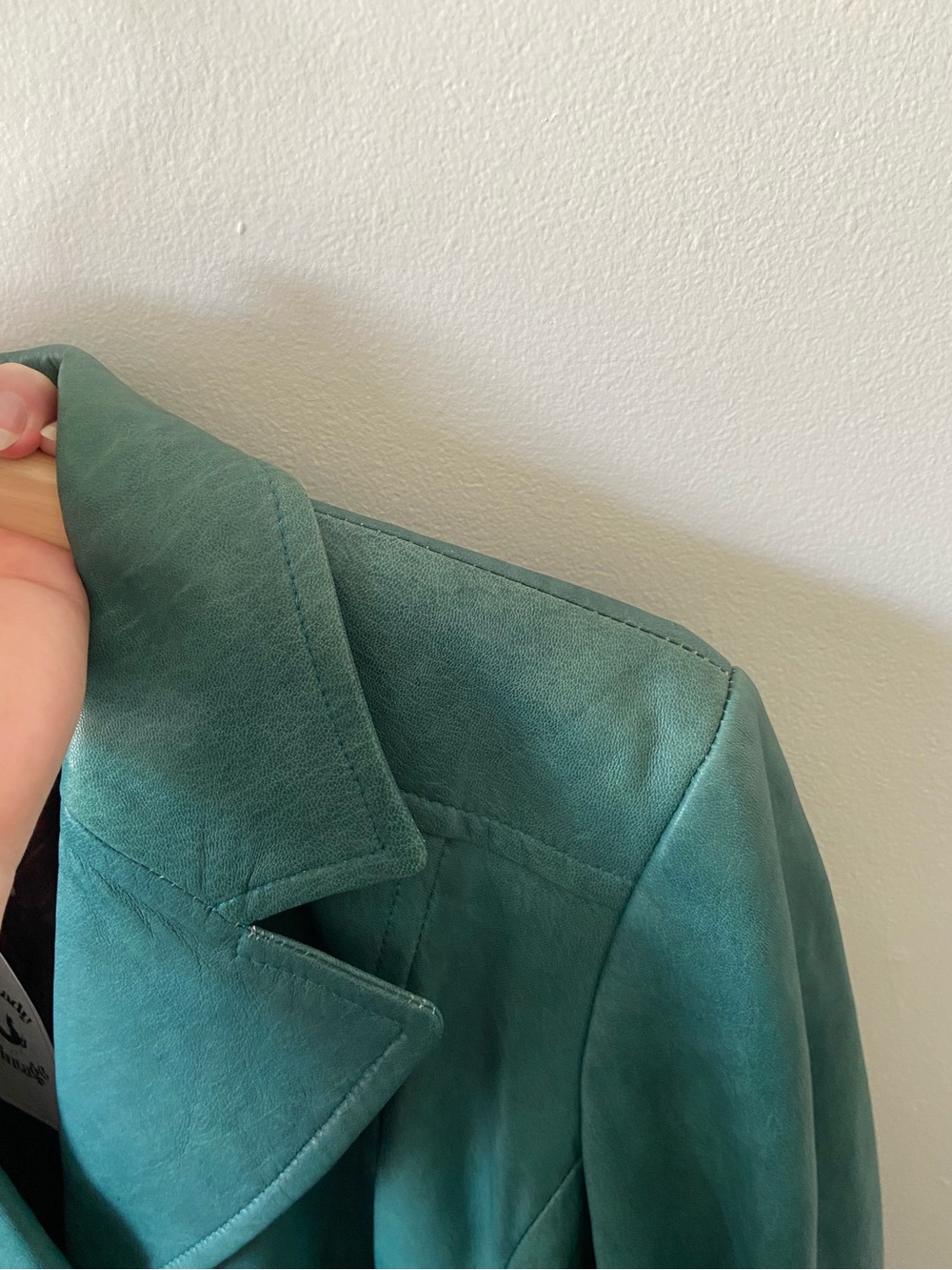 Y2K Danier Leather Jacket - Picture 6 of 10